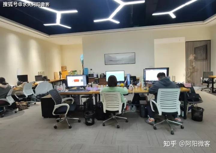 苹果版正规游戏赚钱:解析steam搬砖蓝海项目，傻瓜式操作单日300+，可放大操作（附：项目资料）