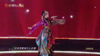 死神vs火影手机版下载:上海阿姨的广场舞都跳《极乐净土》了！美依礼芽是怎么打破“次元壁”的？